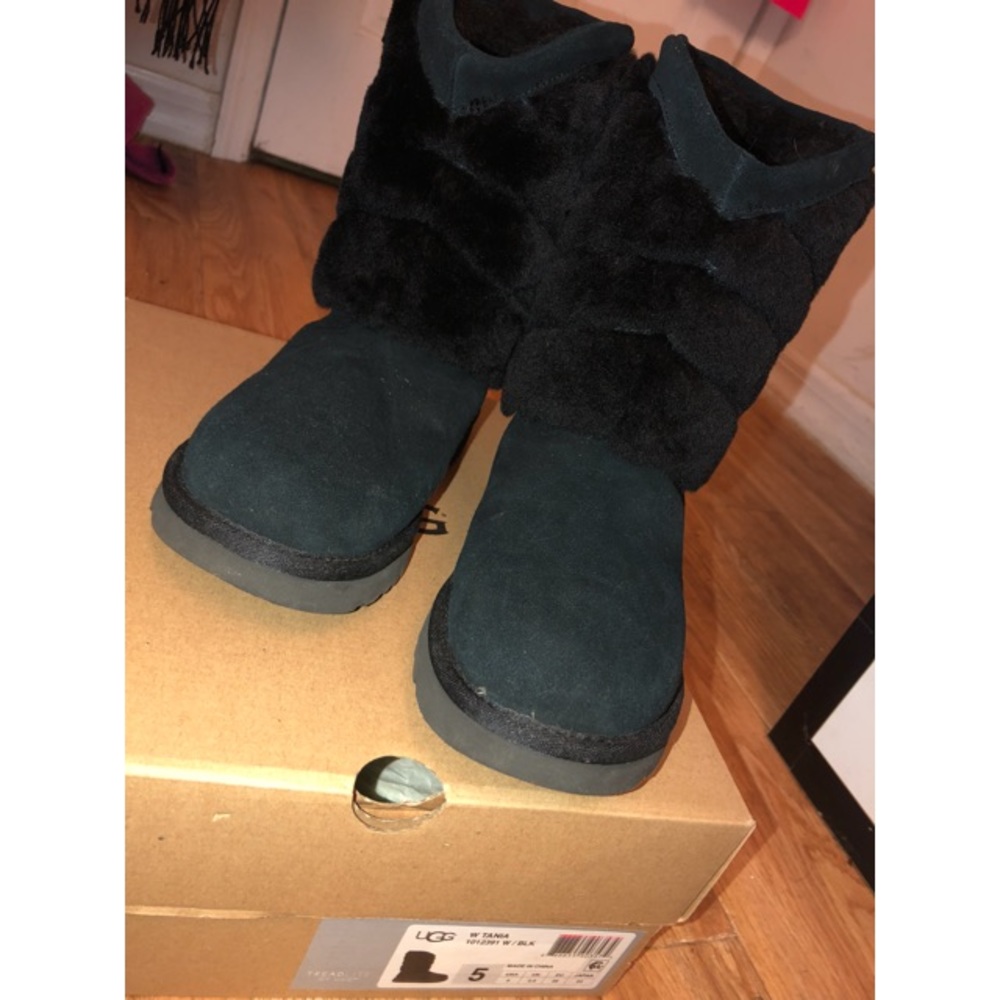 UGG Tania bootie